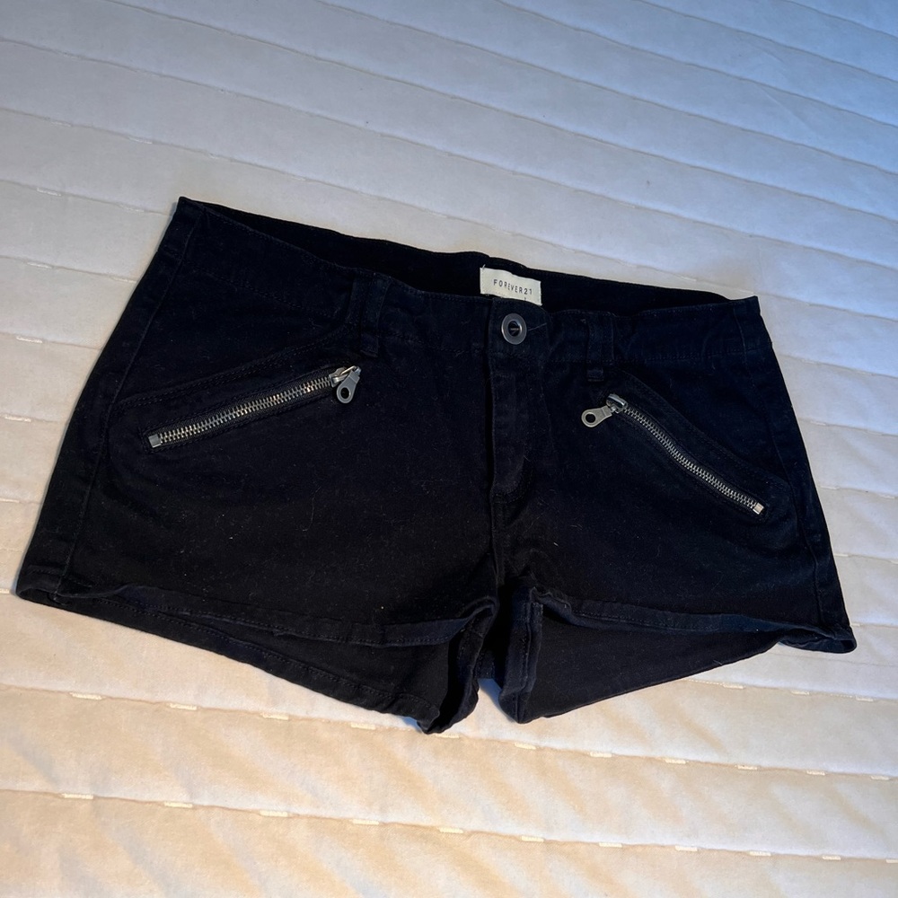 Forever 21 Black Jean Shorts with Zipper Details